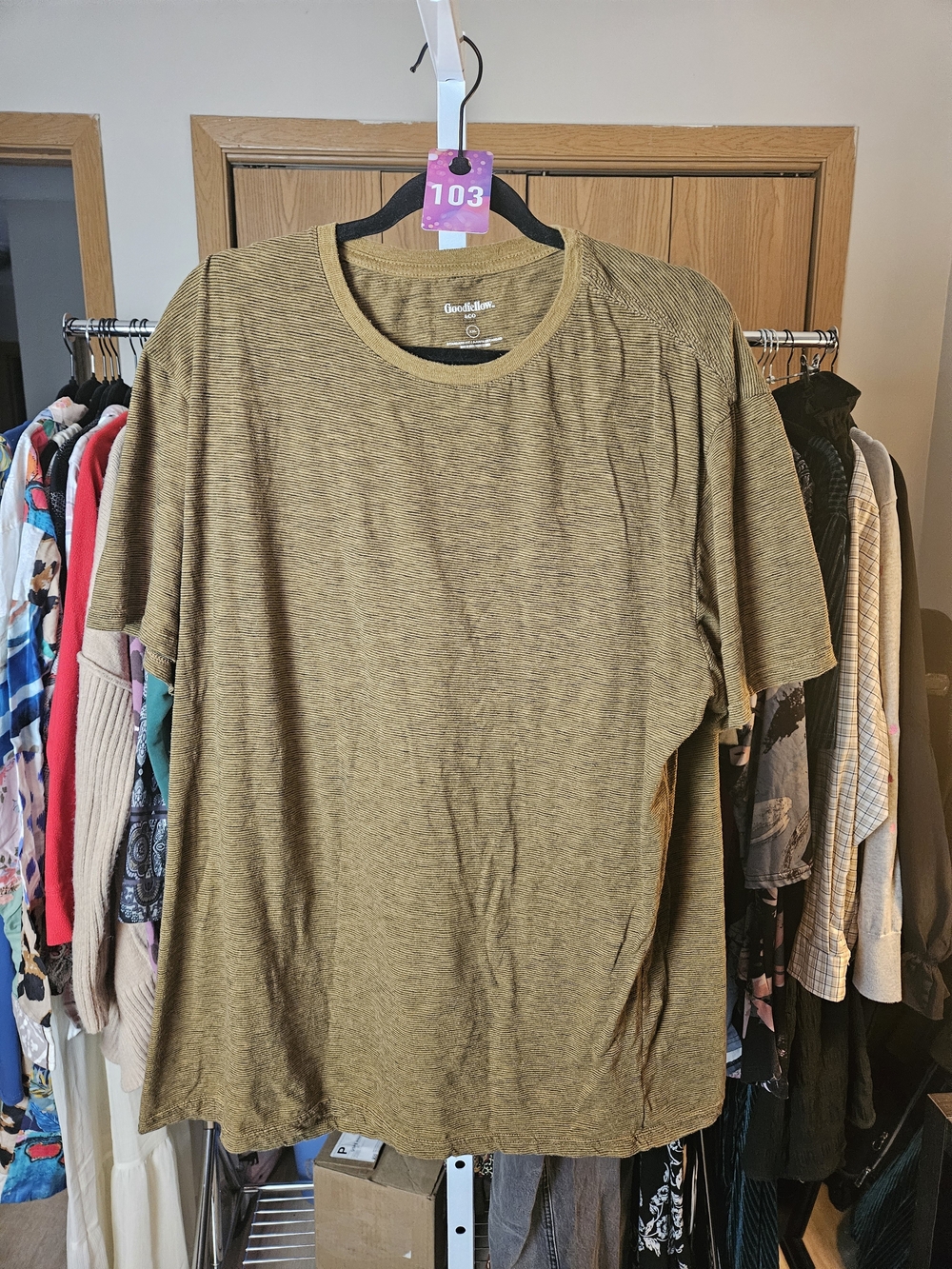 Goodfellow & Co Men's Olive Green Short-Sleeve Crewneck Tee